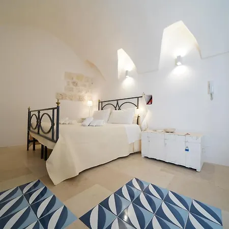 Blu Cielo Terra - Nel Cuore Della Citta' Bianca 오스투니